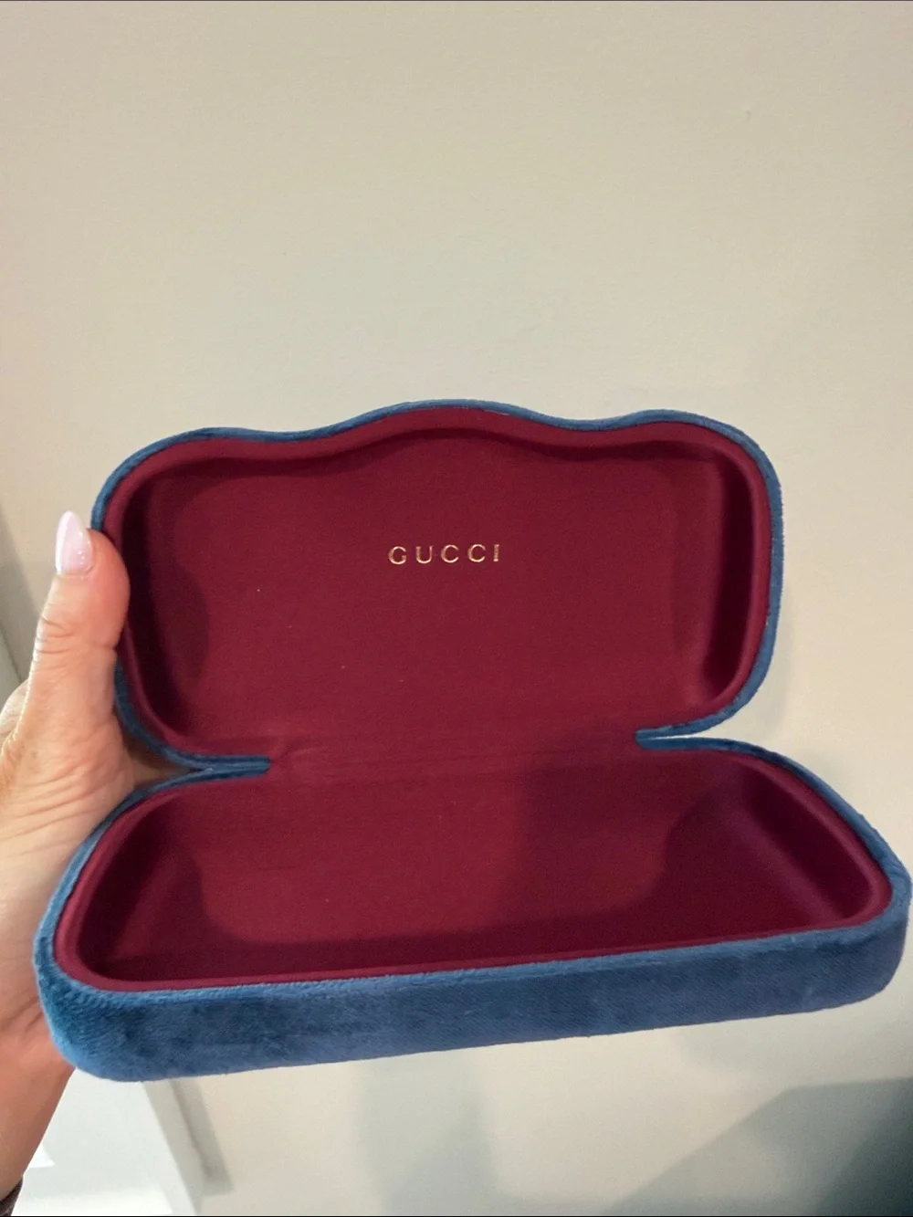Gucci Black Aviator Sunglasses with Dark Lenses